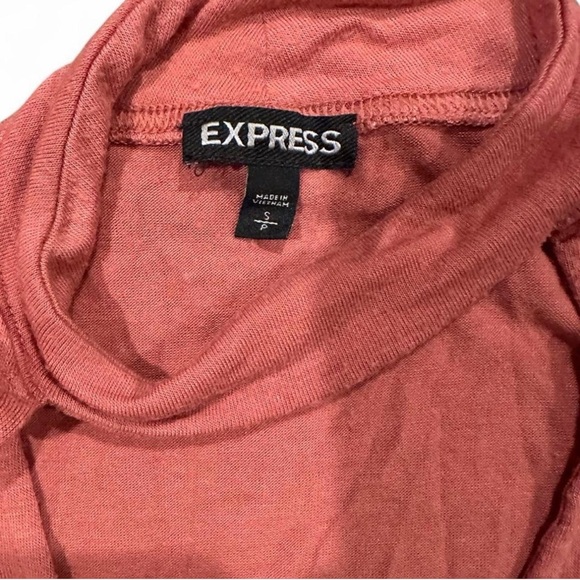Express Women’s High Neck Sleevelss Coral Top Size Small - Picture 2 of 4